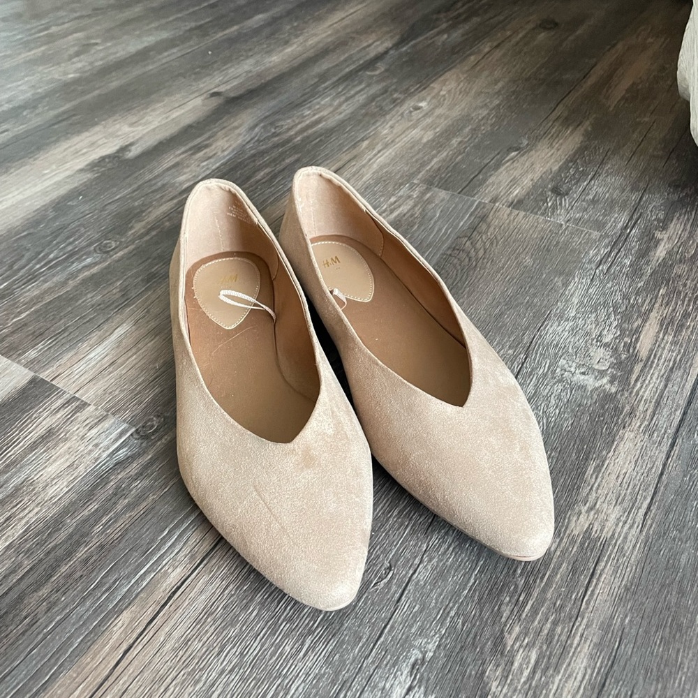 H&M nude suede flats